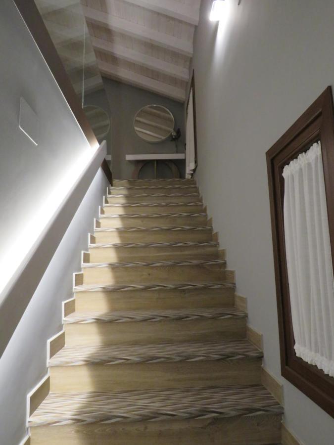 Miragredos Apartment Mombeltran Bagian luar foto