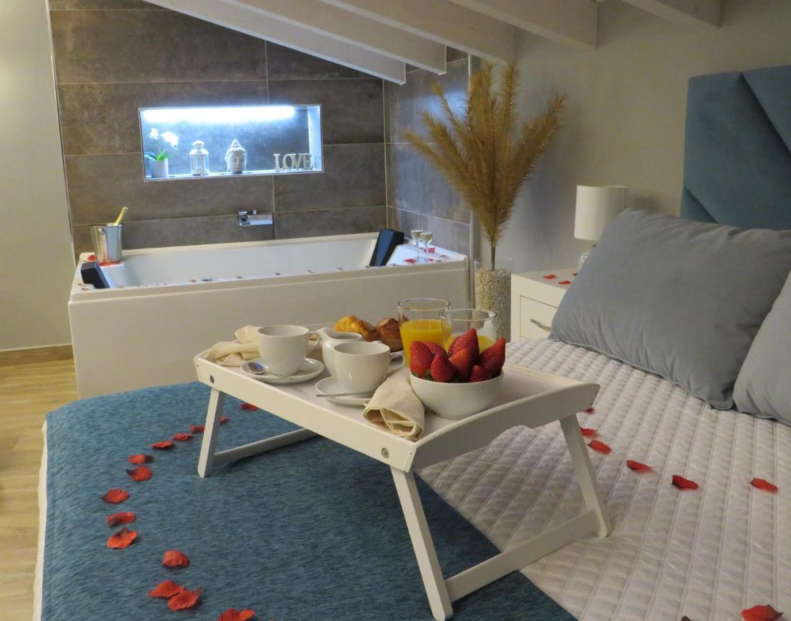 Miragredos Apartment Mombeltran Bagian luar foto